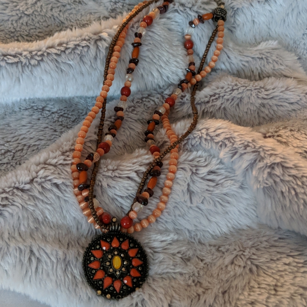 Necklace - Picture 2 of 2